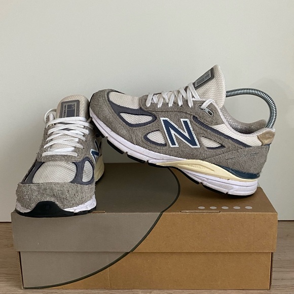 New Balance X Teddy Santis 990 v4 Made In USA Grey Suede - SZ 5.5 M- 7 W